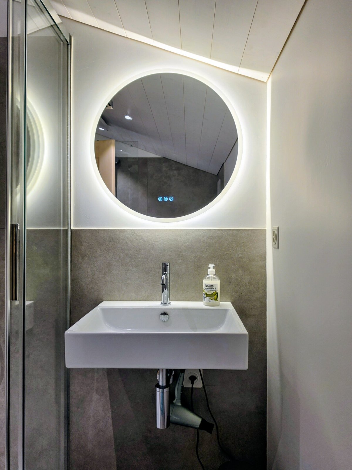 Separates WC im Ferienhaus Iseltwald