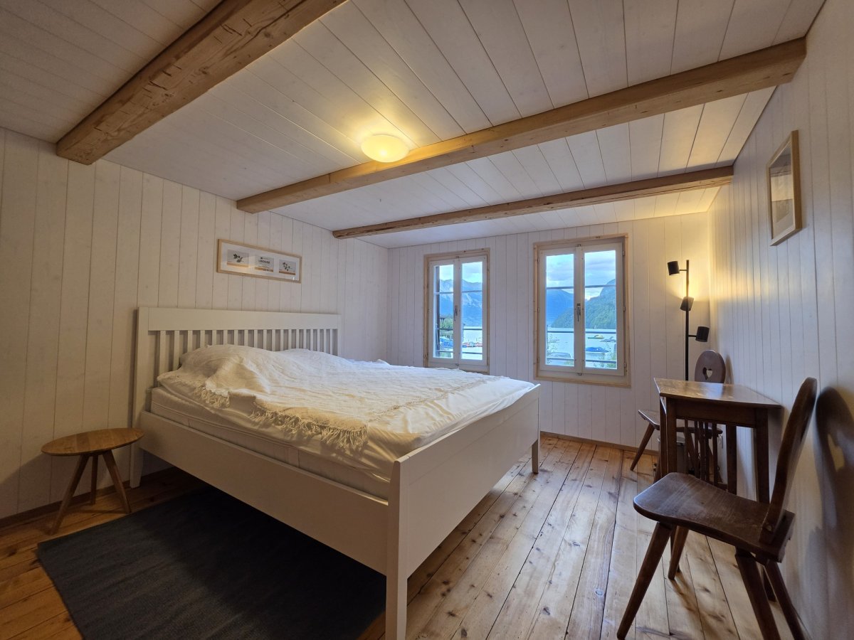 Schlafzimmer mit Seesicht im ersten Obergeschoss
